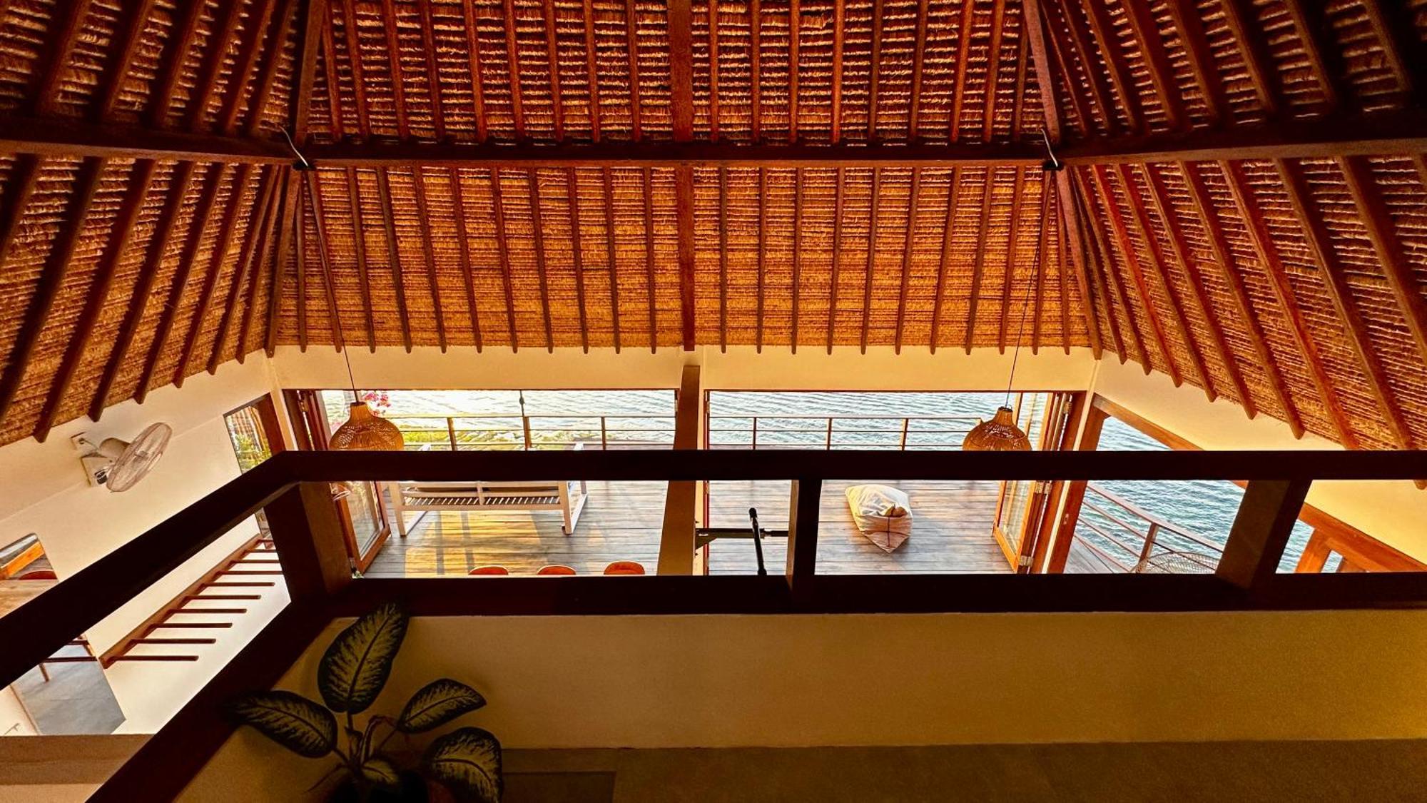 Villa Bingin High Tide *